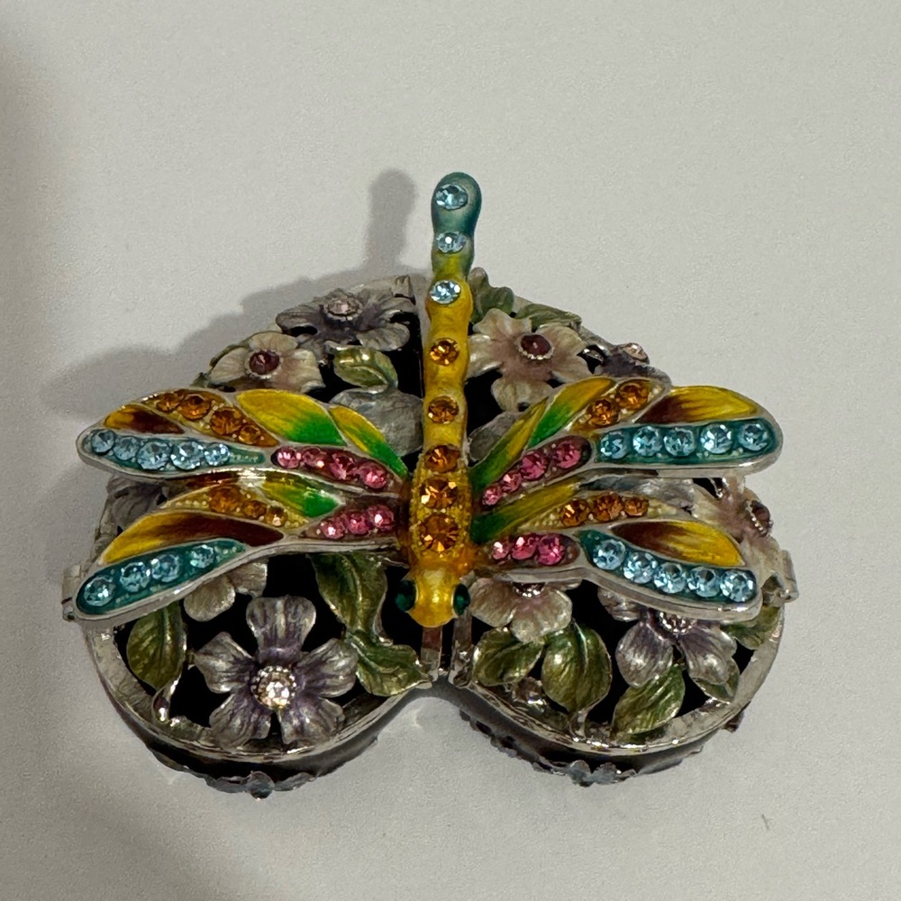 Bijorca Bejeweled Pewter Enamel Dragonfly Floral Magnetic Heart shaped Trinket